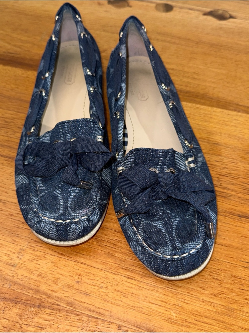 Coach Navy Signature Bow-Front Denim Loafers